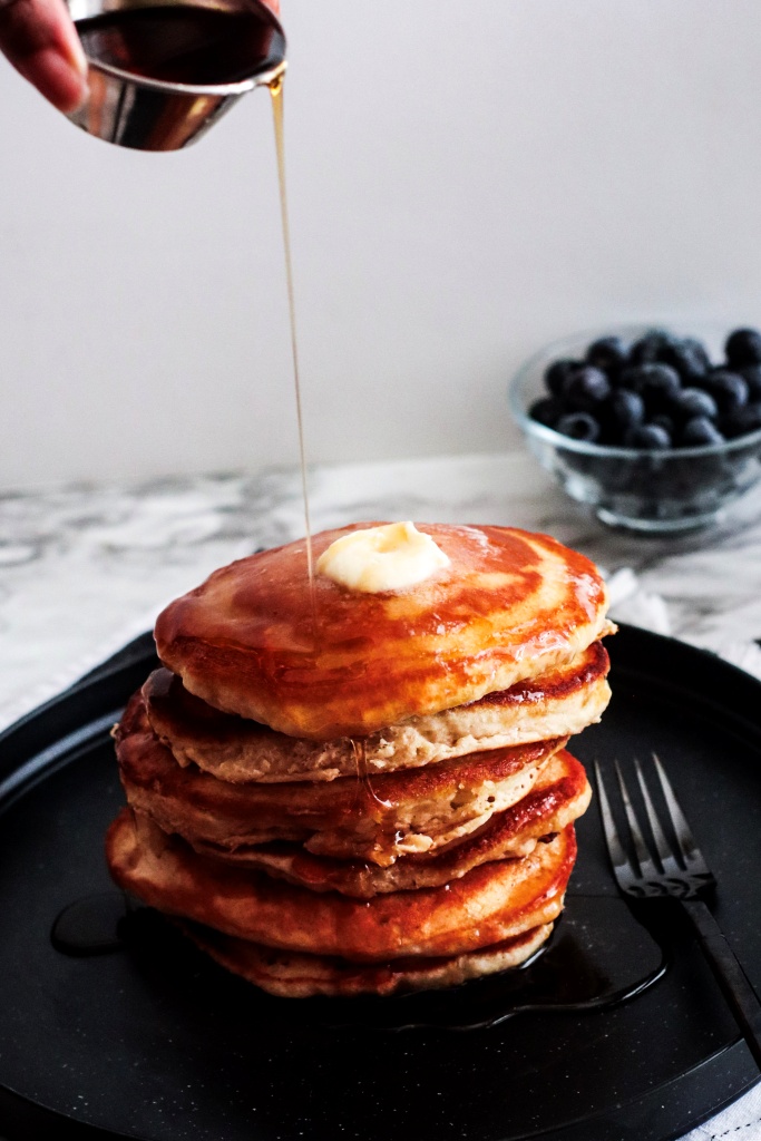 Easy Homemade Buttermilk Pancakes